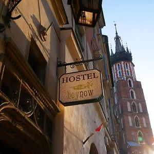 Heynow Rooms, And In Center Hostel